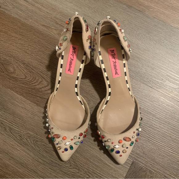 Betsey Johnson Bejeweled Kitten Heels Nude Rainbow Gems - Picture 2 of 6